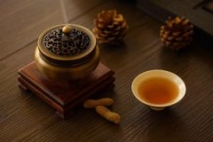 一起吃了红茶和柿饼怎么办