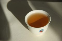 六堡茶果与茶果壳