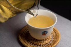 青茶——清香与醇厚的完美结合体