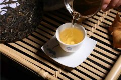 福鼎白茶的“毫香蜜韵”究竟从何而来？